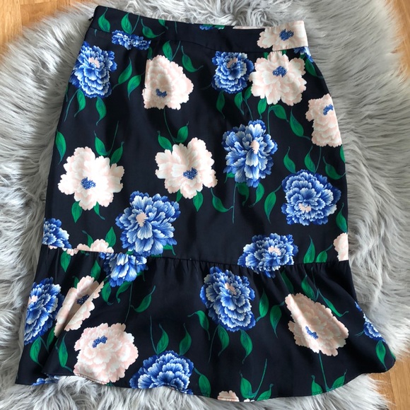 Ann Taylor Factory Floral Skirt - Picture 3 of 6